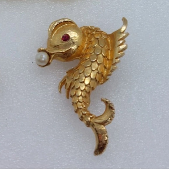 Lucky Gold Koi Fish Brooch Pearl Ruby Rhinestone Crystal Whimsical Fengshui Chi - Picture 5 of 9